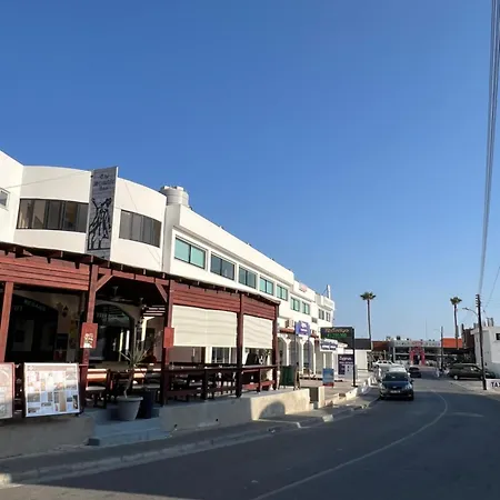 Living Boutique Adults Only Apartment *