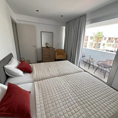 Living Boutique Adults Only *