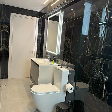 Living Boutique Adults Only Apartman