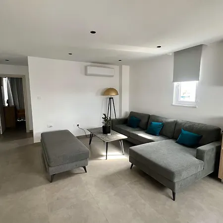 Living Boutique Adults Only Daire