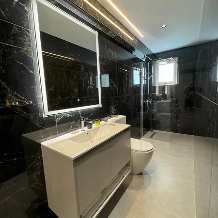 Living Boutique Adults Only Apartment *