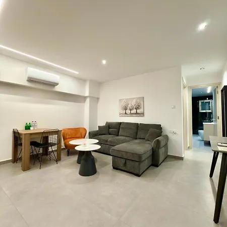 Living Boutique Adults Only Apartment *