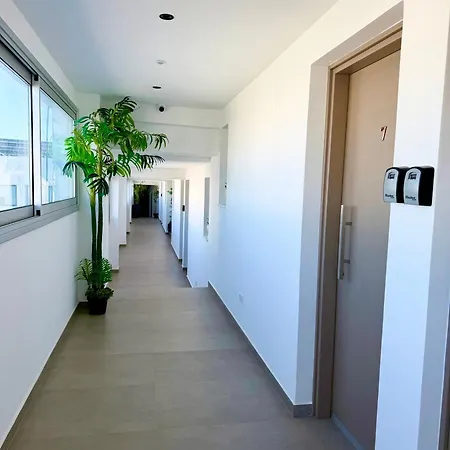 Living Boutique Adults Only Apartment