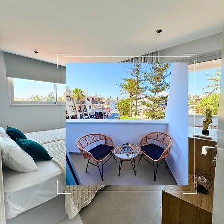 Living Boutique Adults Only Apartment