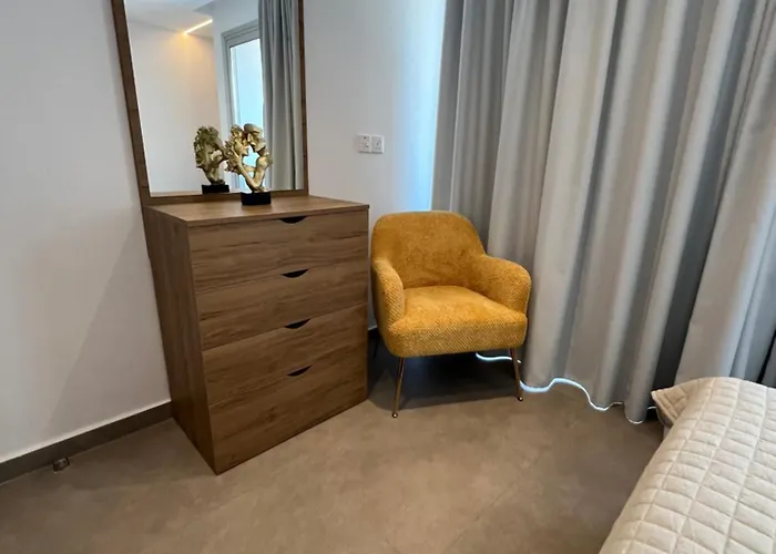 アパート Living Boutique Adults Only アヤナパ