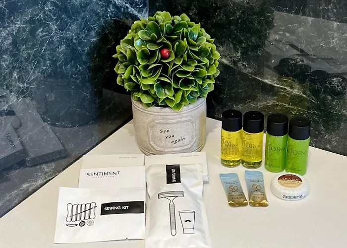 Living Boutique Adults Only