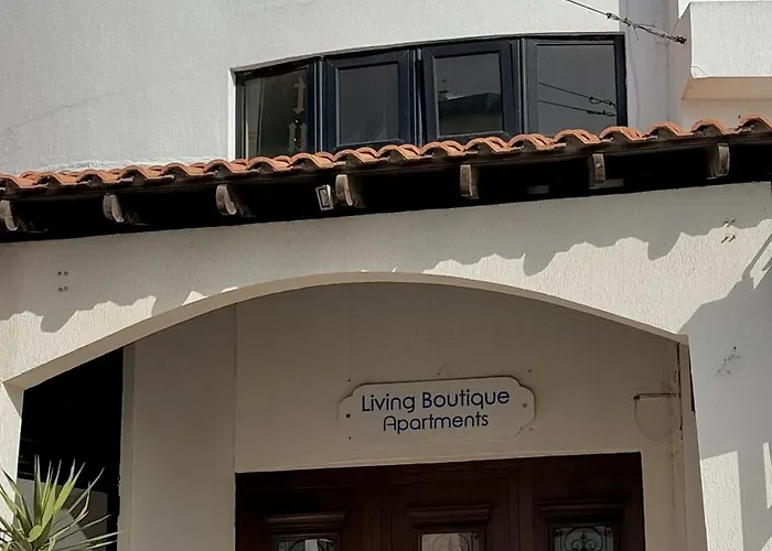 アパート Living Boutique Adults Only アヤナパ