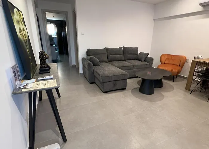 Living Boutique Adults Only * アヤナパ